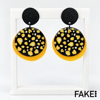 Pendientes deriva animal negro y amarillo